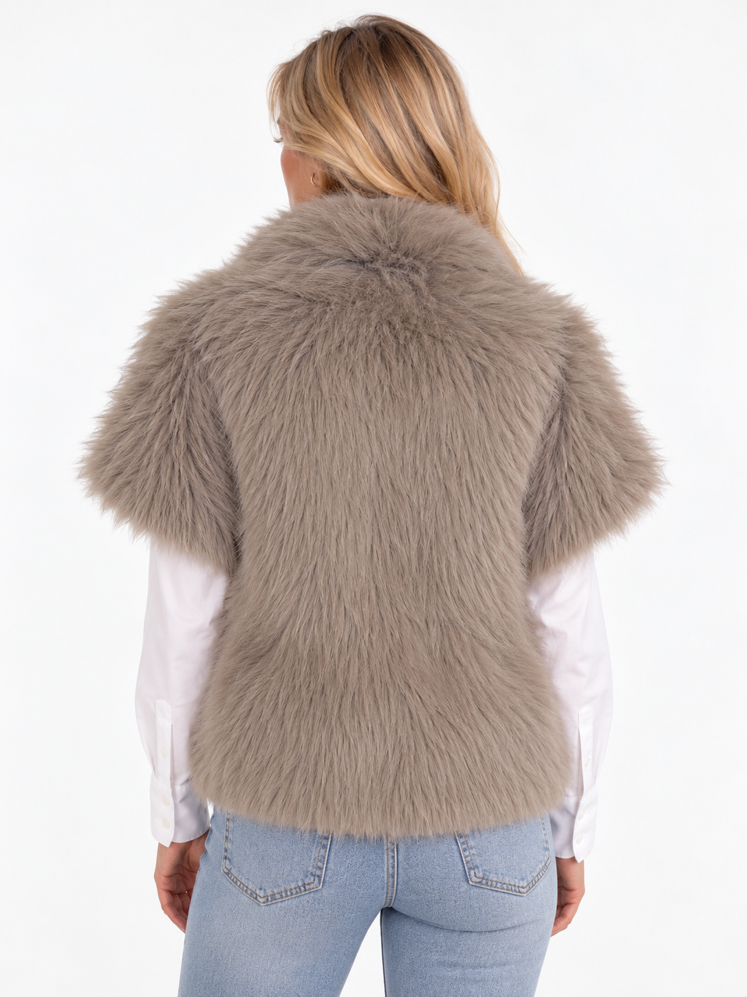 Nora fake fur damesjas – achteraanzicht